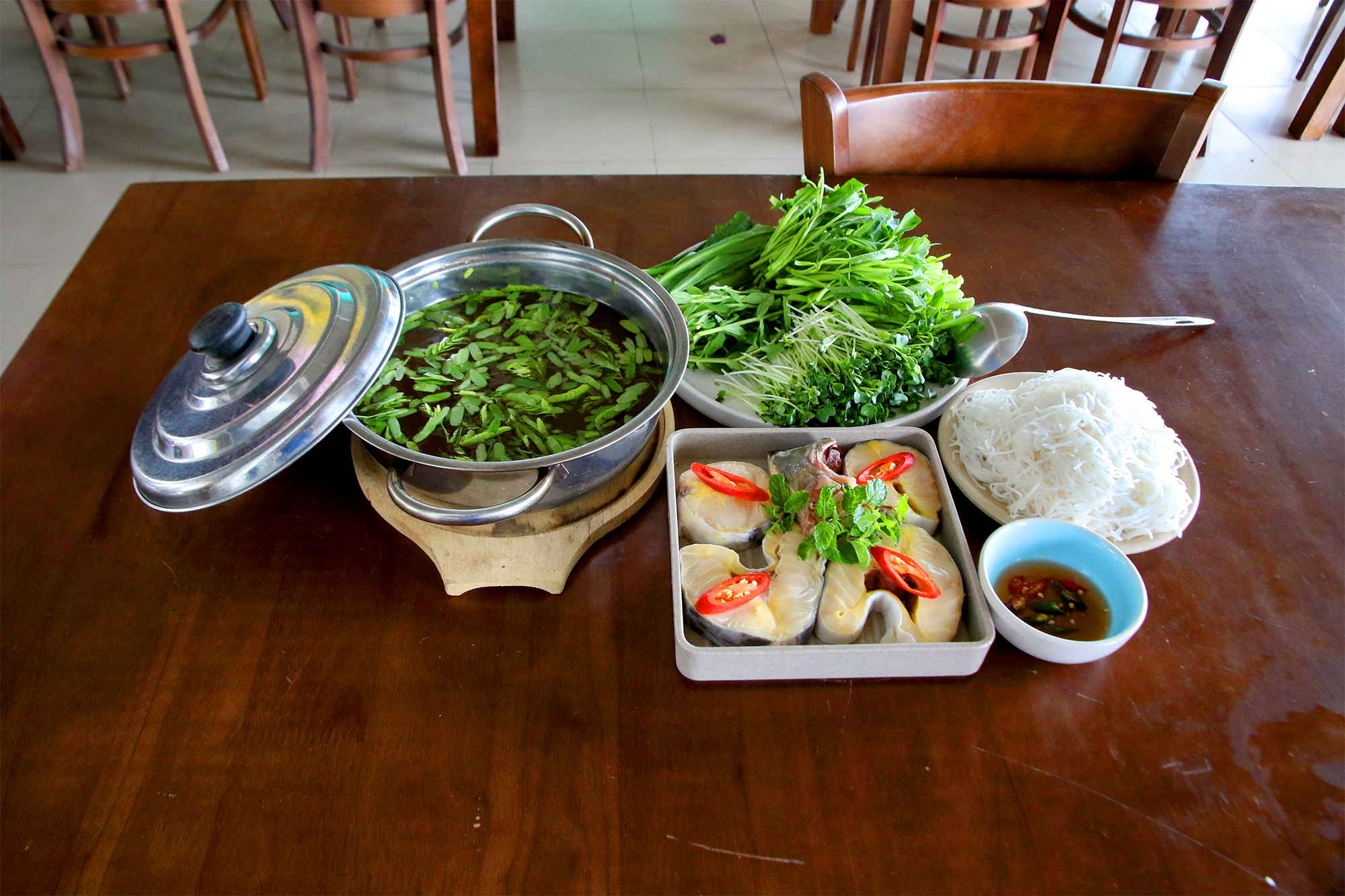hải sản cơm niêu mũi né
